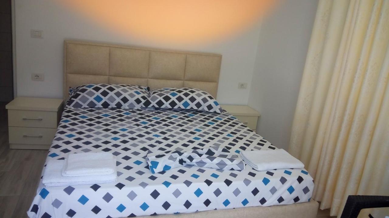 Condo Rooms Саранде Екстериор снимка
